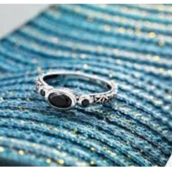 Silpada LBD Ring - Picture 2 of 4